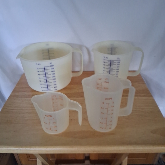 Tupperware Other - Tupperware Cream Kitchen Tools Set